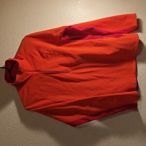 NORTHFACE orange/maroon pullover Sweatshirt Large